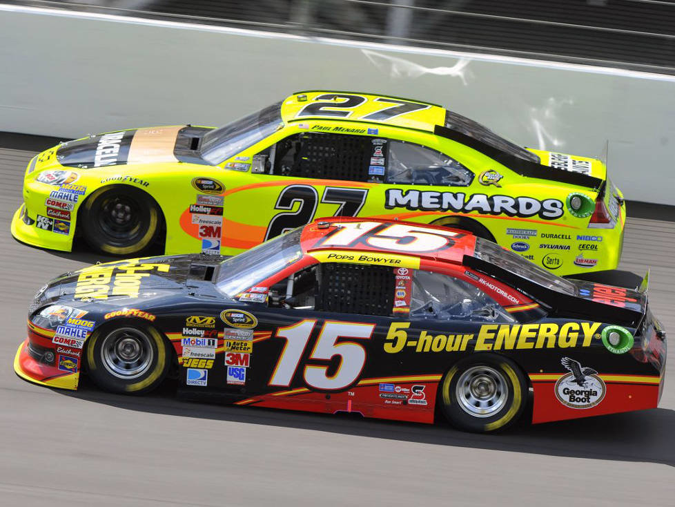 Clint Bowyer, Paul Menard
