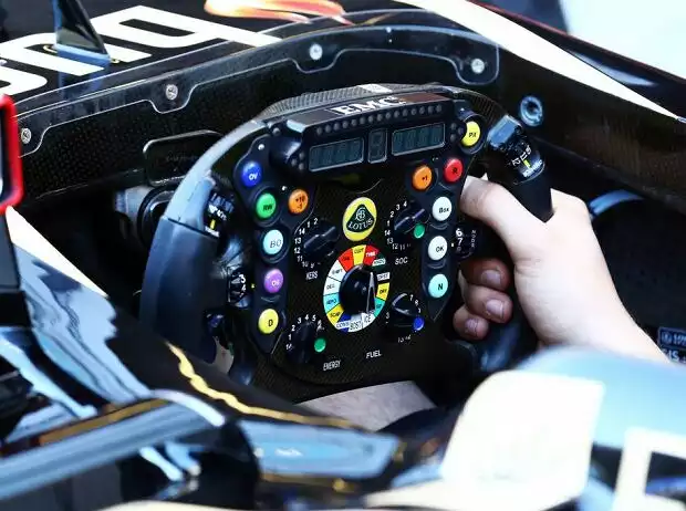 Lenkrad bei Lotus Titel-Bild zur News: Lenkrad bei Lotus