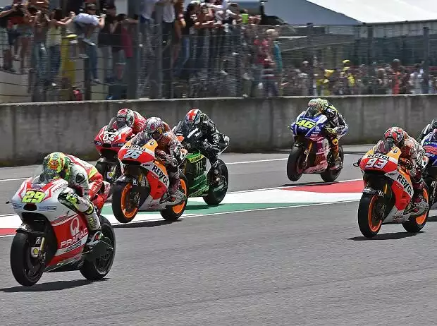 Mugello Start Titel-Bild zur News: Mugello Start