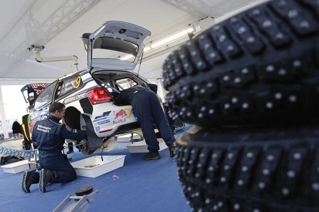 ~Michelin Spike-Reifen~ ~Michelin Spike-Reifen~