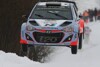 Bild zum Inhalt: WRC Live-Ticker: Neuville springt am Colin's Crest 44 Meter!