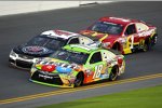 Kyle Busch (Gibbs), Kevin Harvick (Stewart/Haas) und Jamie McMurray (Ganassi) 