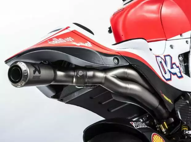 Akrapovic Ducati GP15 Titel-Bild zur News: Akrapovic Ducati GP15