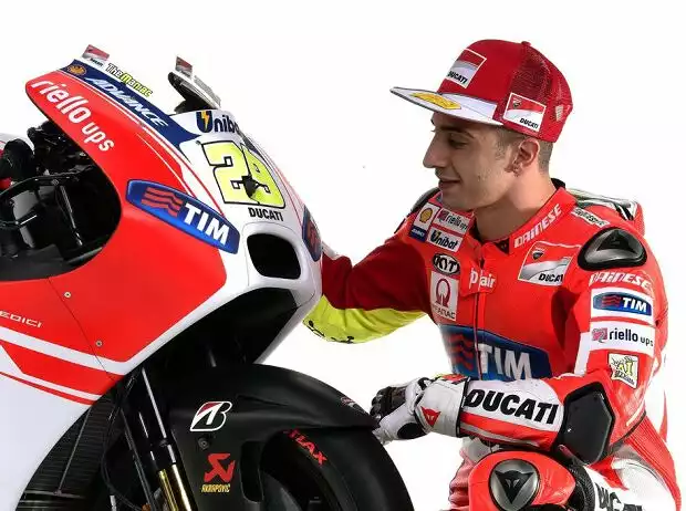 Andrea Iannone Titel-Bild zur News: Andrea Iannone