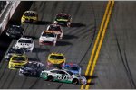 Budweiser-Duel 1: Kollision zwischen Johnny Sauter (83) und A.J. Allmendinger (47)