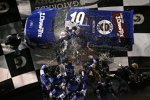 Victory Lane: Tyler Reddick jubelt