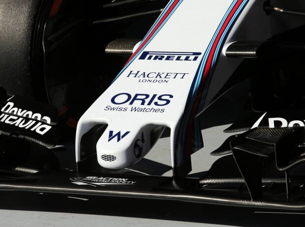 Williams FW37 Williams FW37