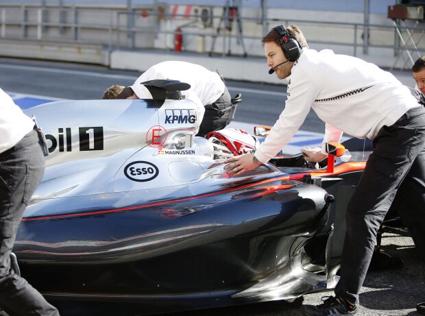 Kevin Magnussen Kevin Magnussen