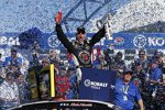 Kevin Harvick (Stewart/Haas) in der Victory Lane