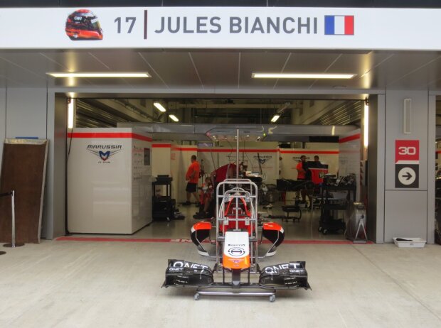 Titel-Bild zur News: Box von Jules Bianchi