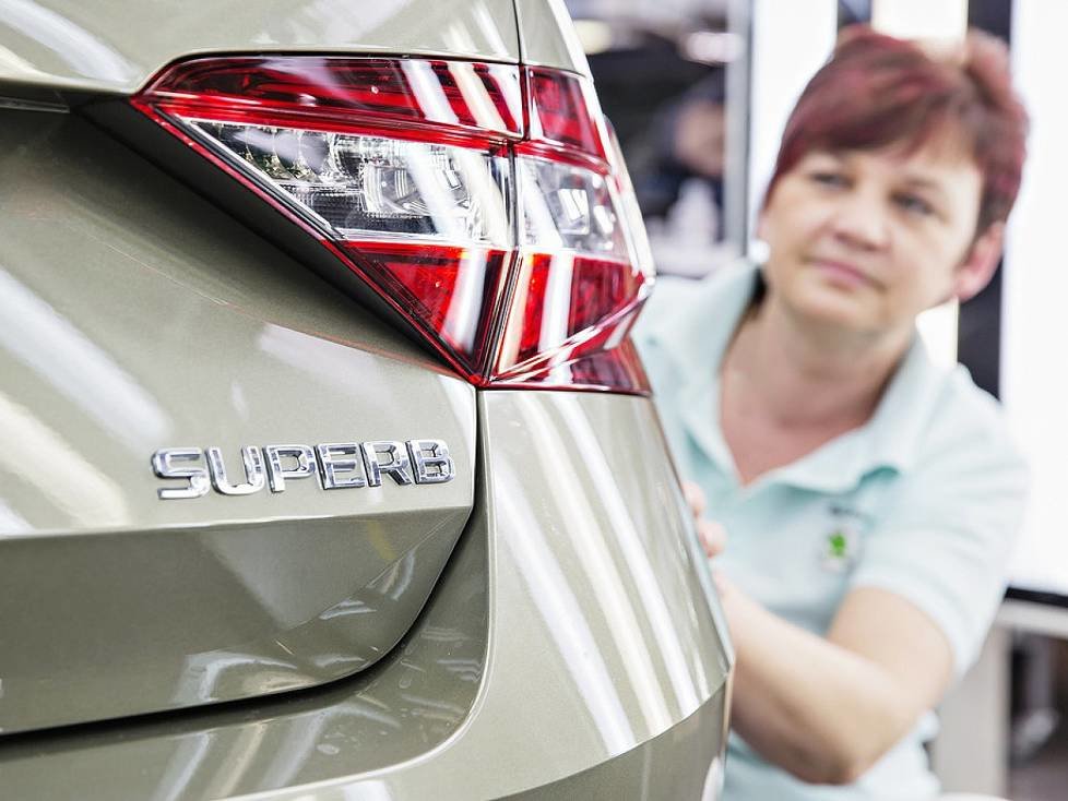 Skoda Superb Produktion im Werk Kvasiny