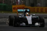 Lewis Hamilton (Mercedes) sprüht Funken