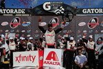 Xfinity: Joey Logano in der Victory Lane