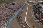 Joey Logano (Penske) beim ersten Restart