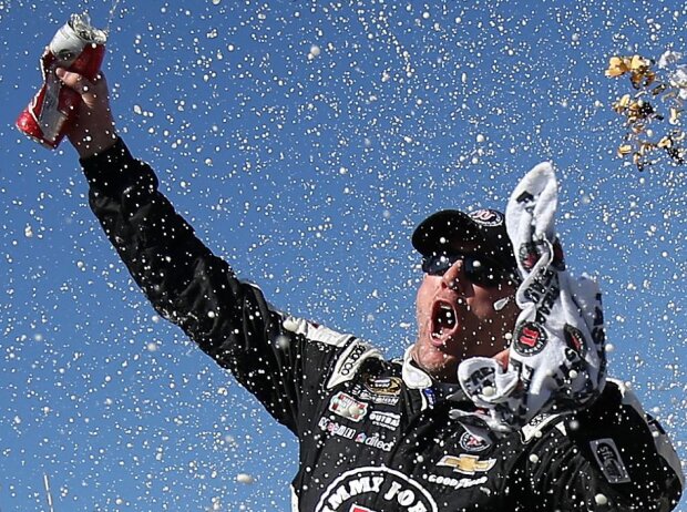 Kevin Harvick Kevin Harvick
