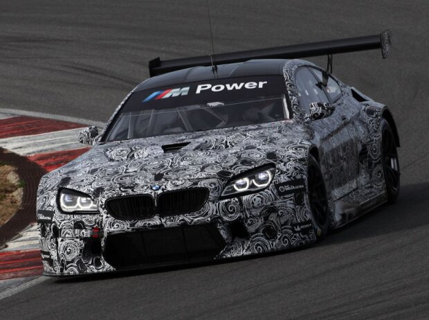 Titel-Bild zur News: BMW M6 GT3