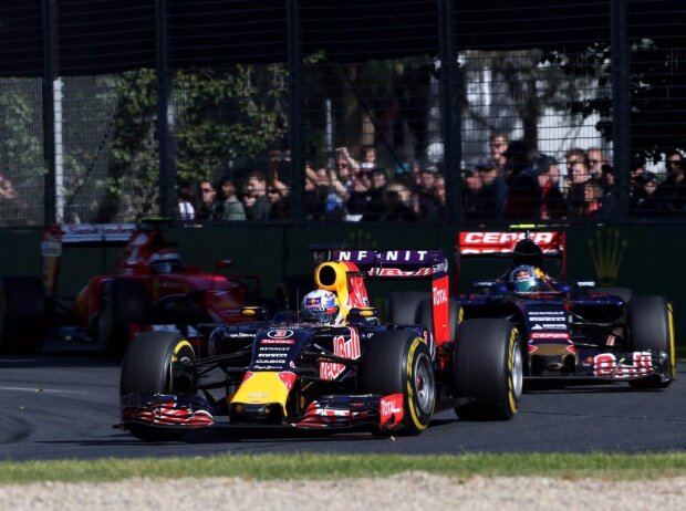 Titel-Bild zur News: Daniel Ricciardo, Carlos Sainz, Kimi Räikkönen