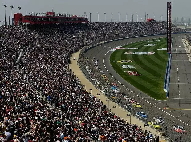 Matt Kenseth, Brad Keselowski Titel-Bild zur News: Matt Kenseth, Brad Keselowski