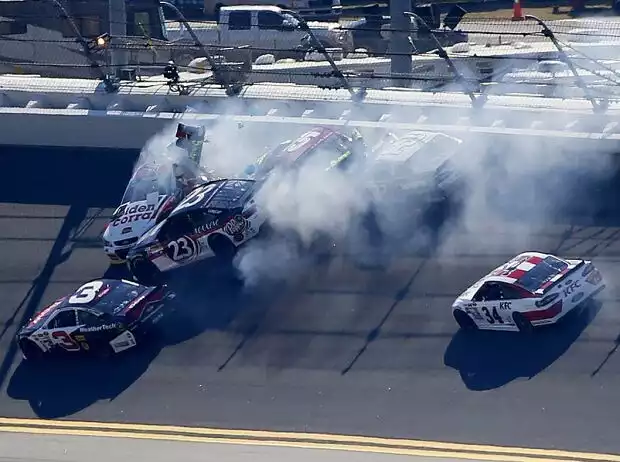 Titel-Bild zur News: Bobby Labonte, Clint Bowyer, J.J. Yeley, Reed Sorenson