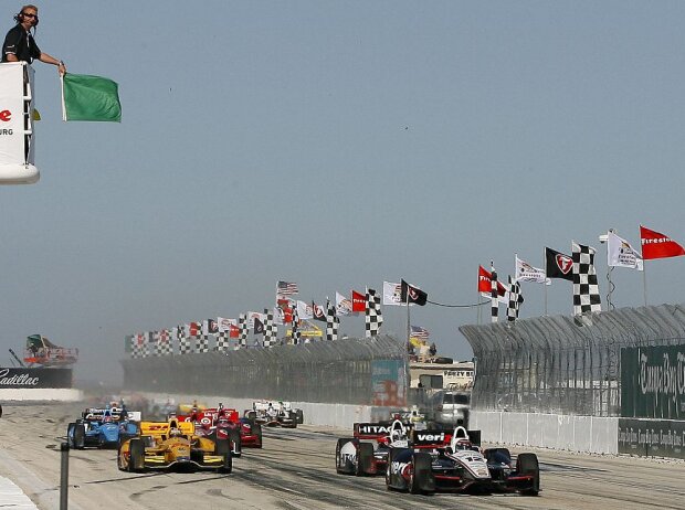 Start IndyCar-Rennen St. Petersburg 2014