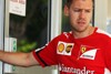Bild zum Inhalt: Sebastian Vettel geht nicht zu Mercedes: "War ein PR-Gag"