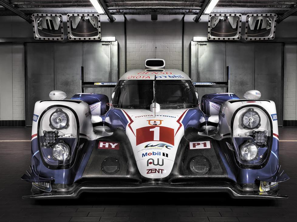 Toyota TS040 Hybrid