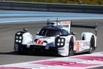 Timo Bernhard, Mark Webber und Brendon Hartley (Porsche) 