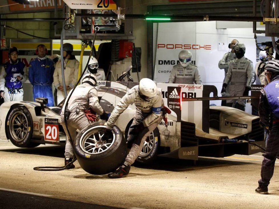Timo Bernhard, Mark Webber, Brendon Hartley