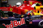 Daniil Kwjat (Red Bull) und Sebastian Vettel (Ferrari) 