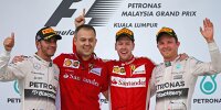 Bild zum Inhalt: Grand Prix Malaysia 2015: Erster Ferrari-Triumph für Vettel