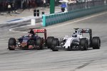 Valtteri Bottas (Williams) und Max Verstappen (Toro Rosso) 