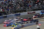 Eine von 16 Gelbphasen: Tohuwabohu in Martinsville