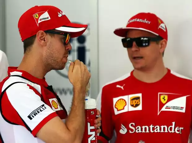 Sebastian Vettel, Kimi Räikkönen Titel-Bild zur News: Sebastian Vettel, Kimi Räikkönen