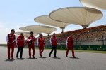 Trackwalk mit Sebastian Vettel und Esteban Gutierrez (Ferrari) 