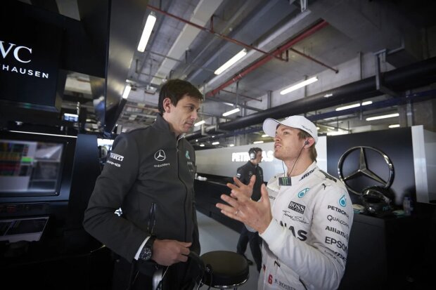 Nico Rosberg Toto Wolff Mercedes Mercedes AMG Petronas Formula One Team F1 ~Nico Rosberg (Mercedes) und Toto Wolff ~ 