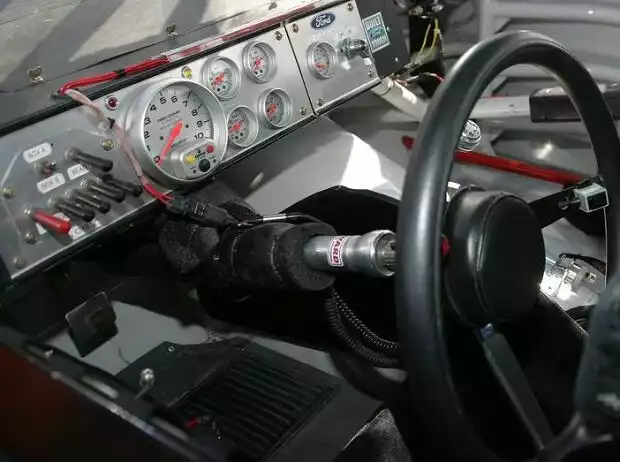 NASCAR-Cockpit 2010 Titel-Bild zur News: NASCAR-Cockpit 2010