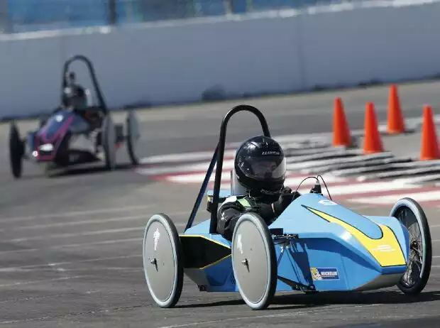Titel-Bild zur News: FE School Series