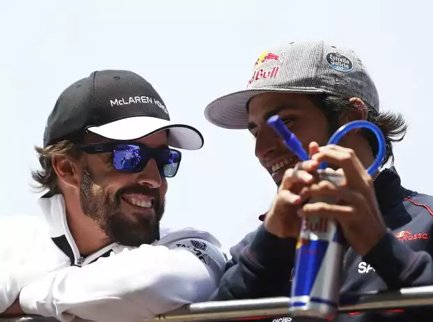 Fernando Alonso, Carlos Sainz Titel-Bild zur News: Fernando Alonso, Carlos Sainz