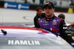 Denny Hamlin räumte das Cockpit seines Gibbs-Toyota für Erik Jones