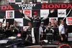 Josef Newgarden (CFH) in der Victory Lane