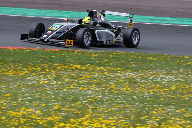 ~Mick Schumacher (Van Amersfoort)~ ~Mick Schumacher (Van Amersfoort)~