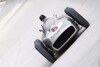 Bild zum Inhalt: Lewis Hamilton: Formel 1 in der Steilwand - Warum nicht?