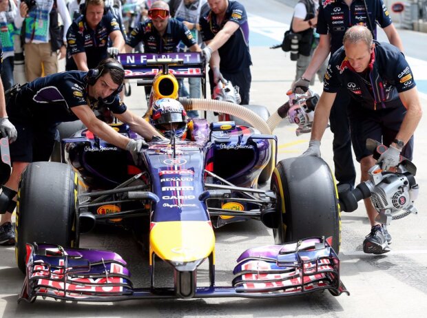 Titel-Bild zur News: Daniel Ricciardo, Chris Gent