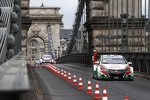 Gabriele Tarquini beim Showrun in Budapest