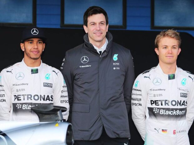 Titel-Bild zur News: Lewis Hamilton, Toto Wolff, Nico Rosberg