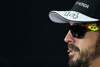 Bild zum Inhalt: Mit Sonnenbrille in PK: Augenentzündung bei Fernando Alonso