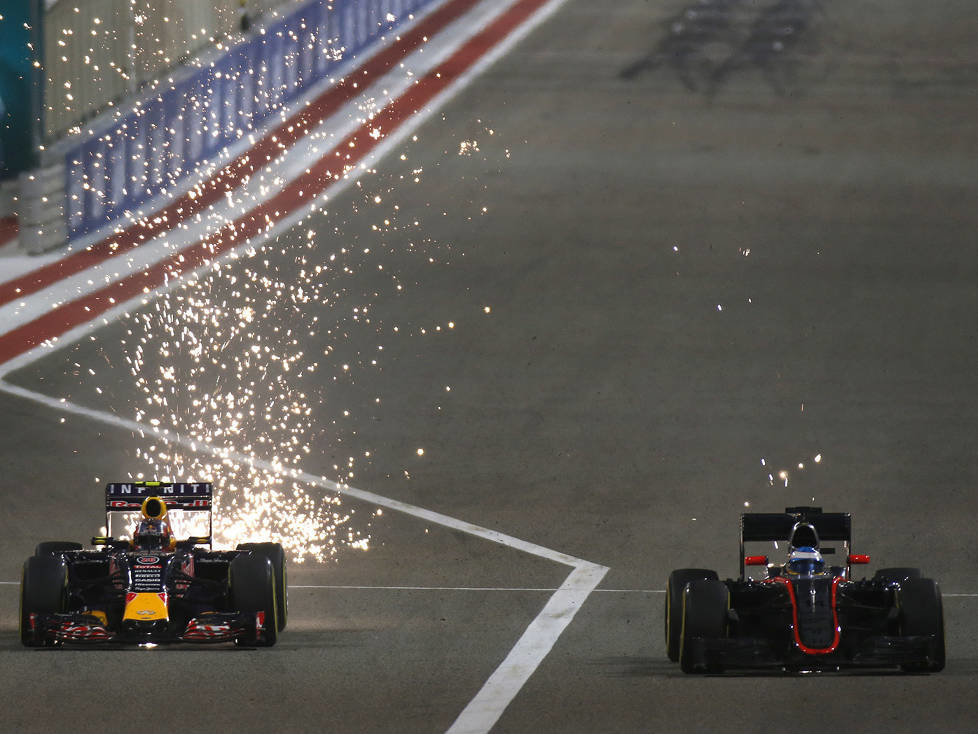 Fernando Alonso, Daniil Kwjat