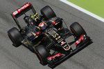 Pastor Maldonado (Lotus) 