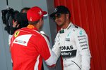 Sebastian Vettel (Ferrari) und Lewis Hamilton (Mercedes) 