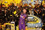 Denny Hamlin in der Victory Lane